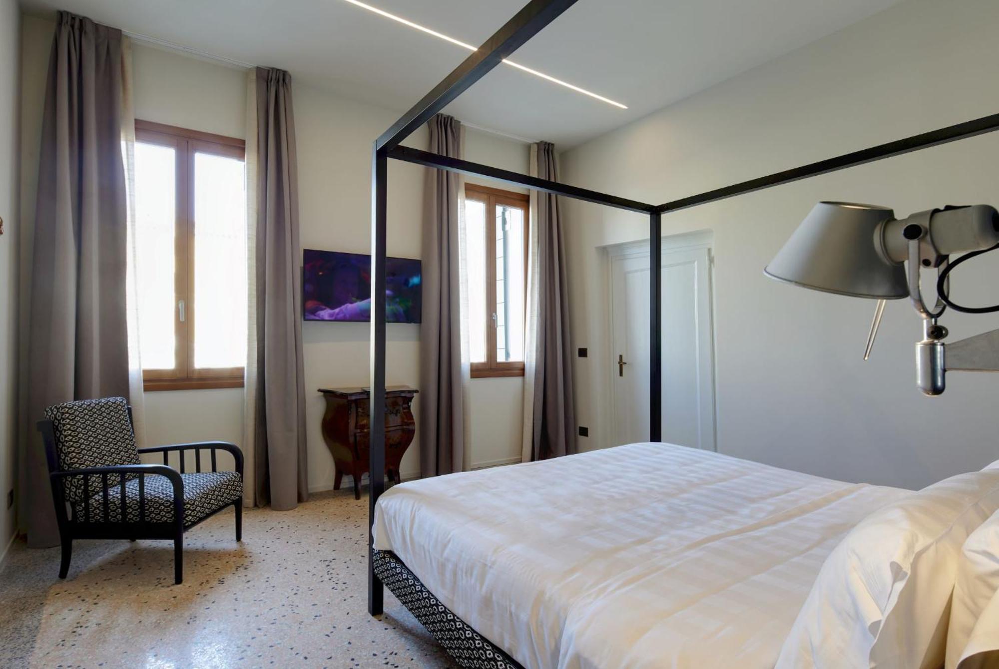Palazzina Riva Apartment เวนิส ภายนอก รูปภาพ