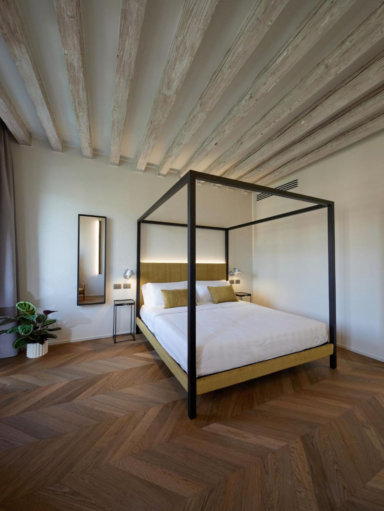 Palazzina Riva Apartment เวนิส ภายนอก รูปภาพ